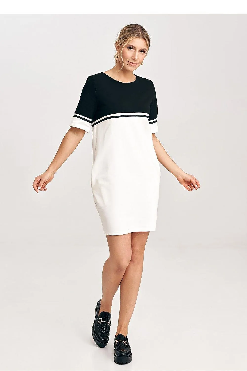 Chic Cotton Belted Mini Dress with Functional Pockets
