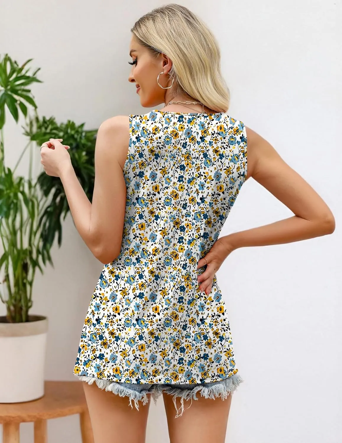 Zeagoo Women's Tank Tops Pleated Floral Flowy Boho Tunic Shirts