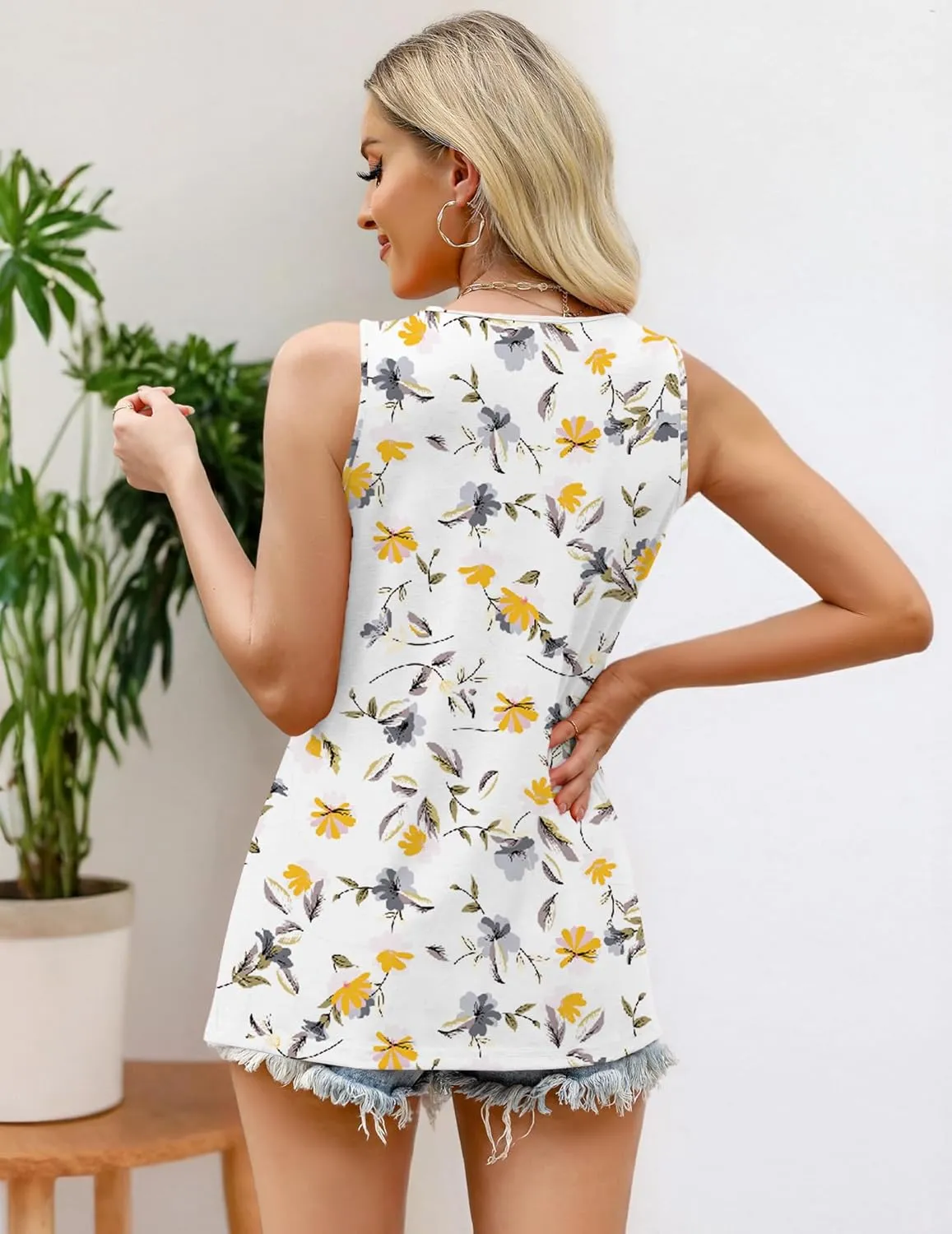 Zeagoo Women's Tank Tops Pleated Floral Flowy Boho Tunic Shirts