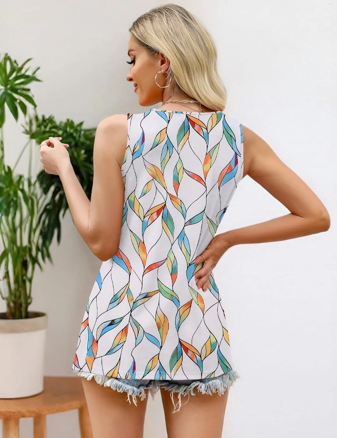 Zeagoo Women's Tank Tops Pleated Floral Flowy Boho Tunic Shirts